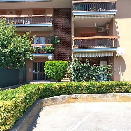 Roma alla Villa di Pompeo Ladispoli Esterno foto