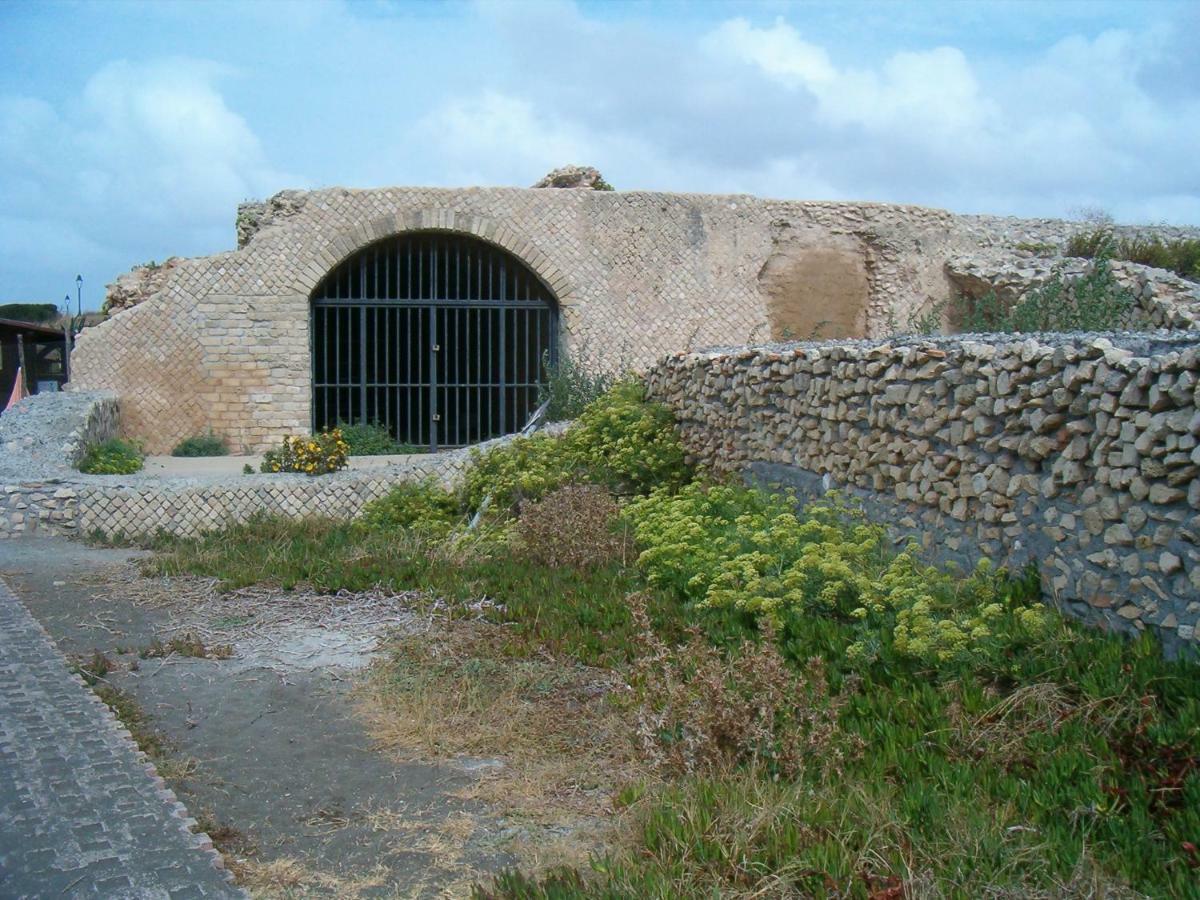 Roma alla Villa di Pompeo Ladispoli Esterno foto